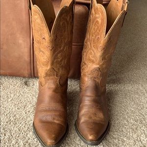 Justin cowboy boots